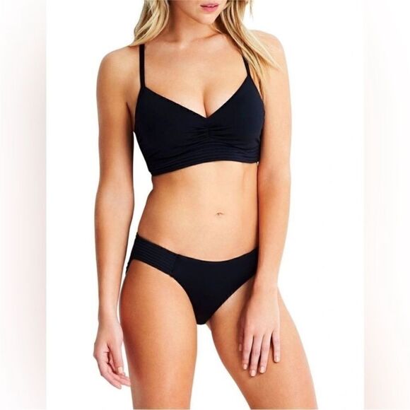 Seafolly NWT Quilted Bralette Bikini Top in Black Size 4 - Picture 2 of 10